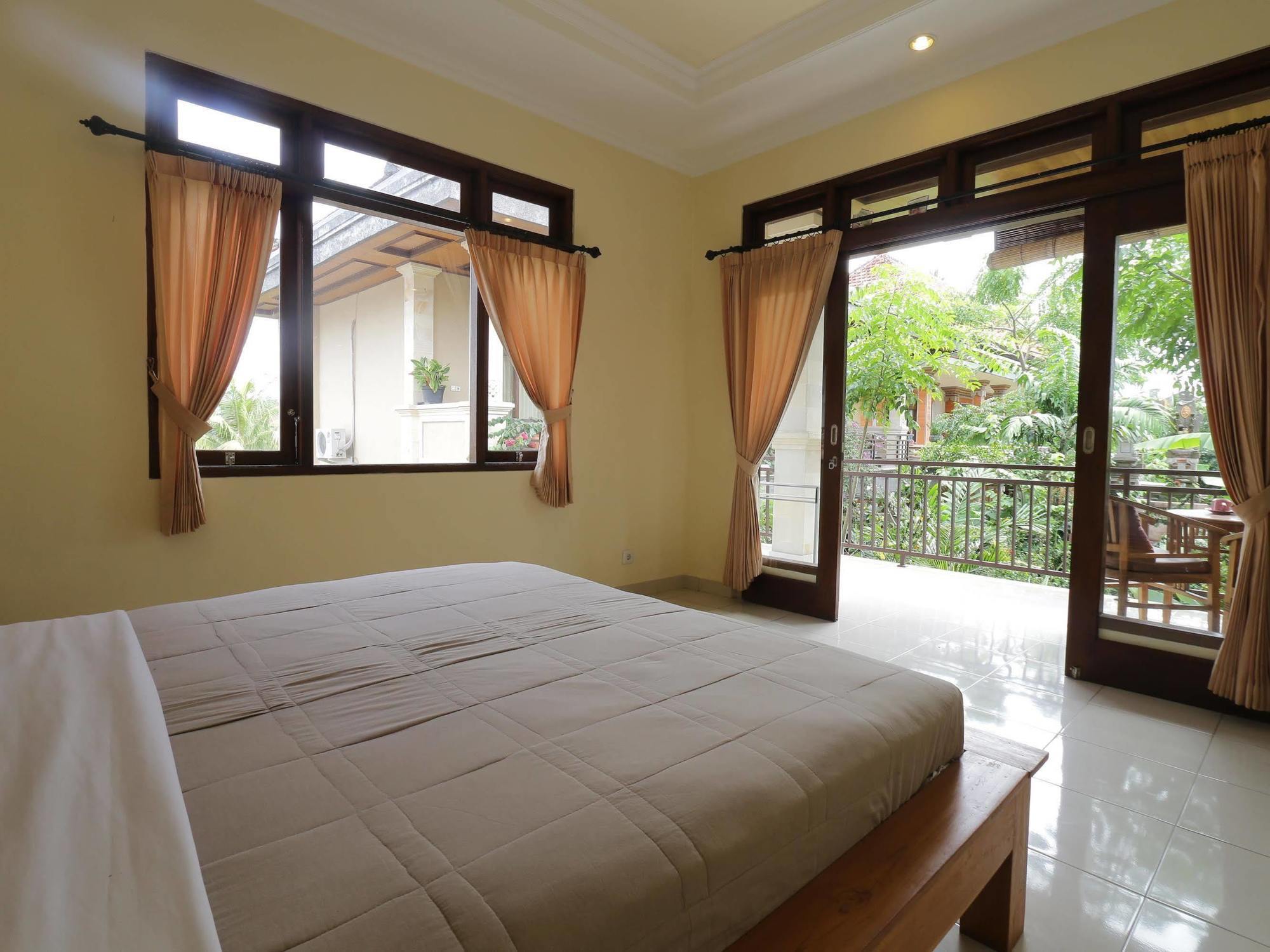 Frangipani Bungalow Ubud Esterno foto