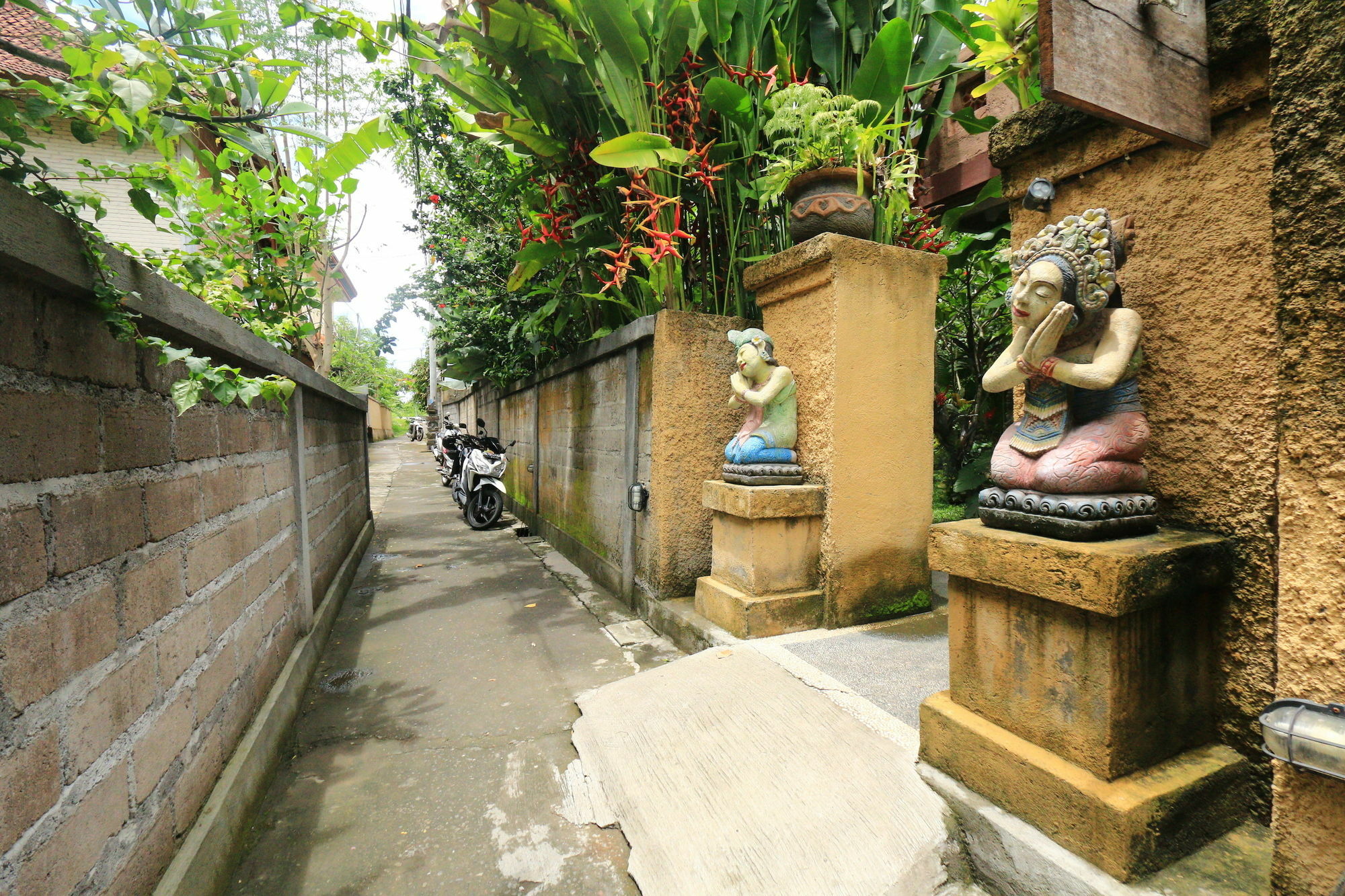Frangipani Bungalow Ubud Esterno foto