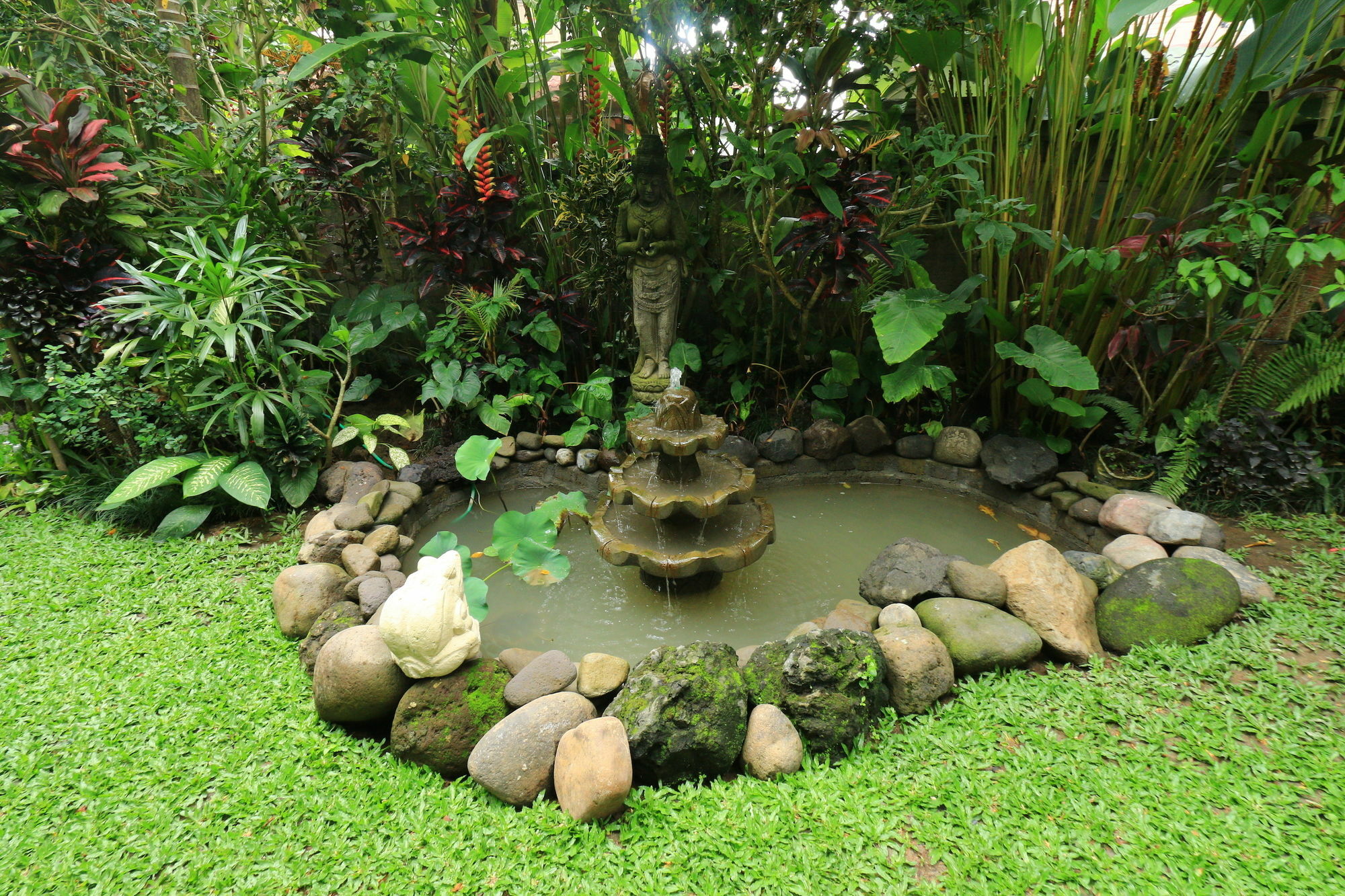 Frangipani Bungalow Ubud Esterno foto