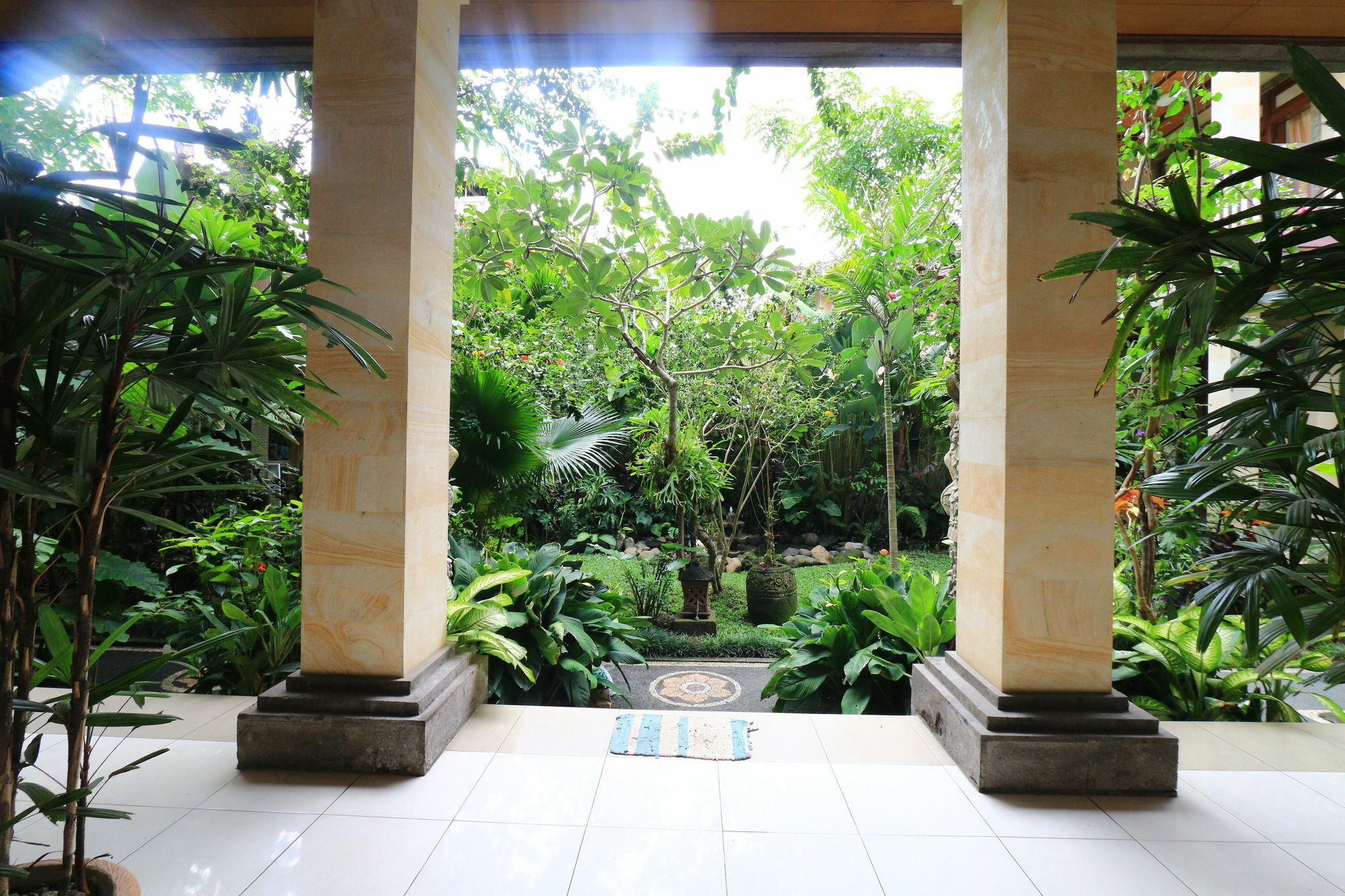 Frangipani Bungalow Ubud Esterno foto