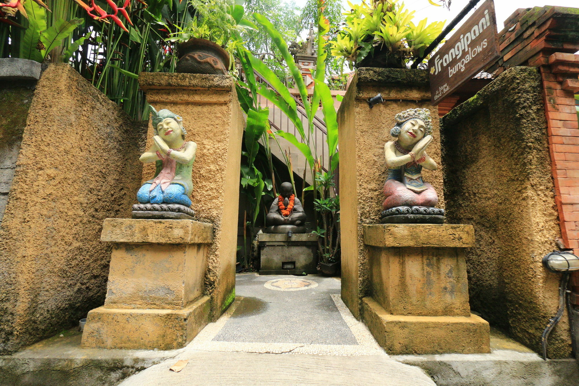 Frangipani Bungalow Ubud Esterno foto